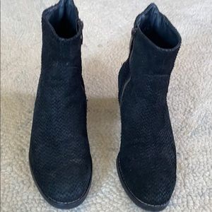 Paul green ankle booties